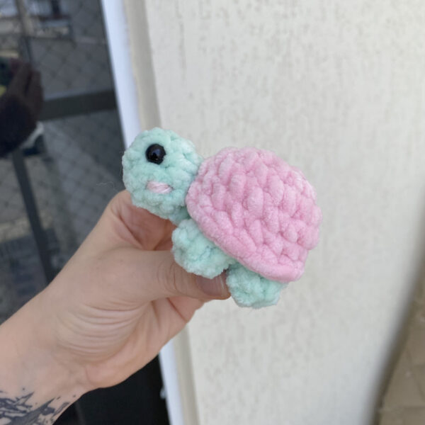 Mini Tartaruga Amigurumi de Pelúcia - Image 5