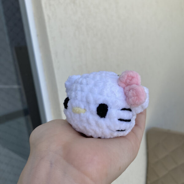 Mini Hello Kitty Amigurumi de Pelúcia